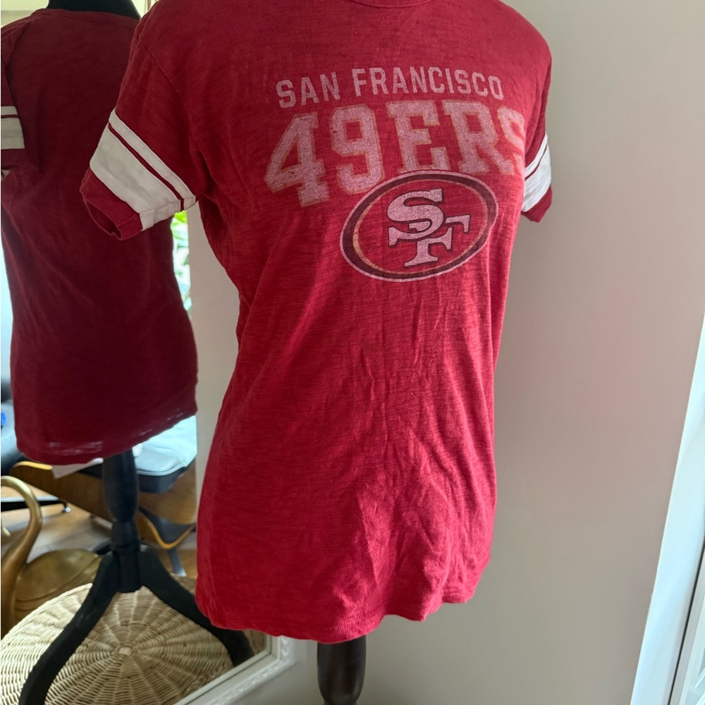 Official San Francisco 49ers NFL Women’s T-shirt